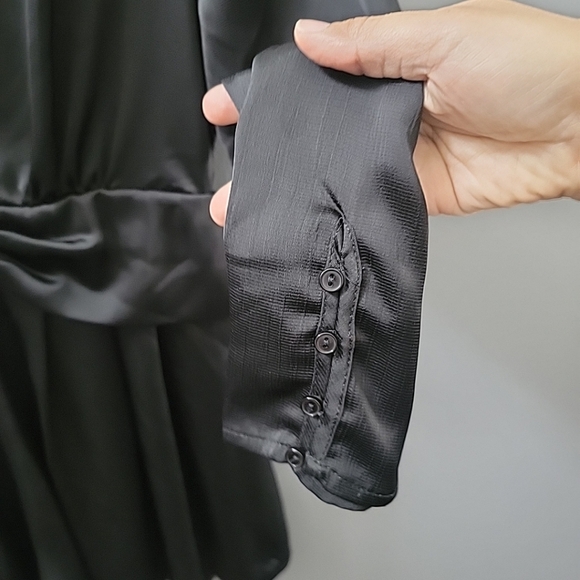 ASTR The Label Friday Satin Black  Romper Sz Small Dressy Classy - Picture 4 of 6